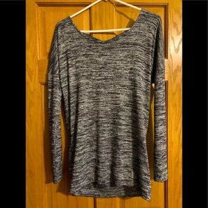 Athleta Gray Pose Cutout Back Sweatshirt Top
